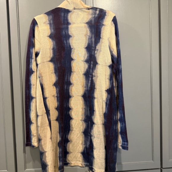 Johnny Was cardigan sweater, size L - Picture 7 of 11